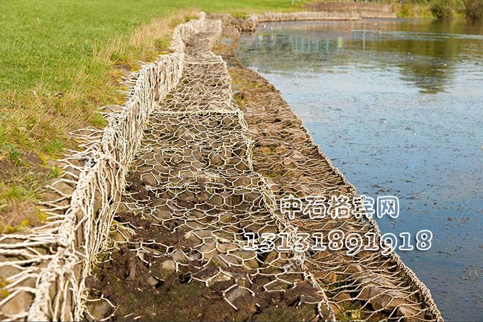 固濱籠護(hù)坡價格咨詢13131891918